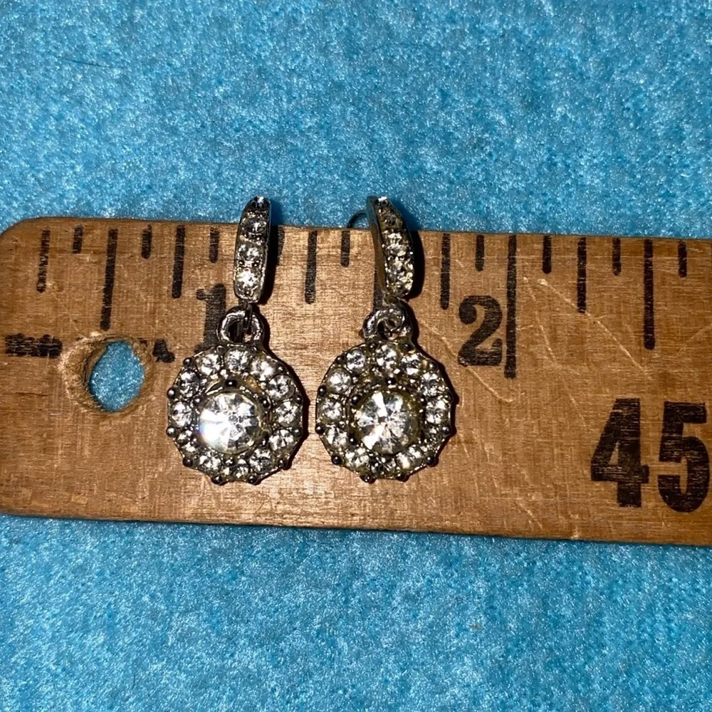 VINTAGE RHINESTONES silver tone flower cluster drop style wire pierced earrings